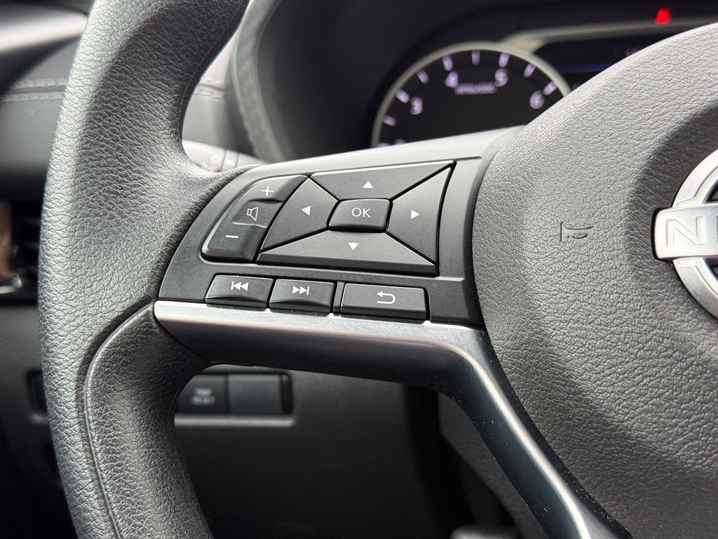 2025 Nissan Sentra SV - CLEAN CARFAX / ONE OWNER