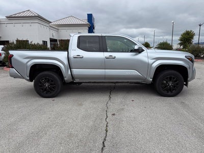 2024 Toyota Tacoma SR5 - CLEAN CARFAX / ONE OWNER
