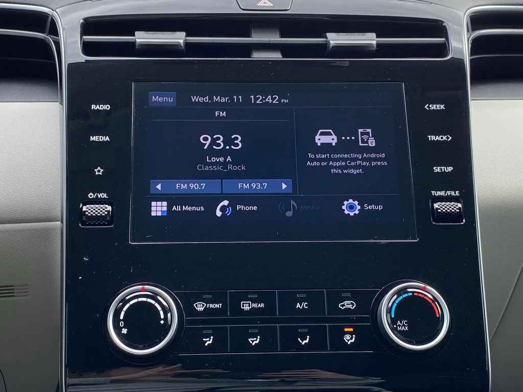 2022 Hyundai TUCSON SE