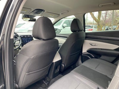 2022 Hyundai TUCSON SE