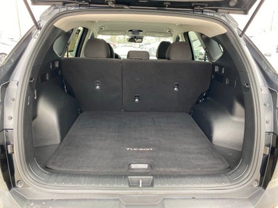 2022 Hyundai TUCSON SE