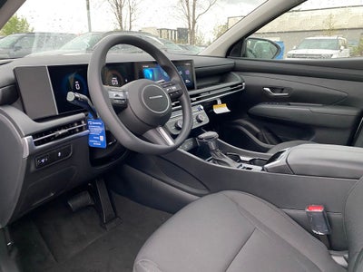 2026 Hyundai TUCSON SE FWD