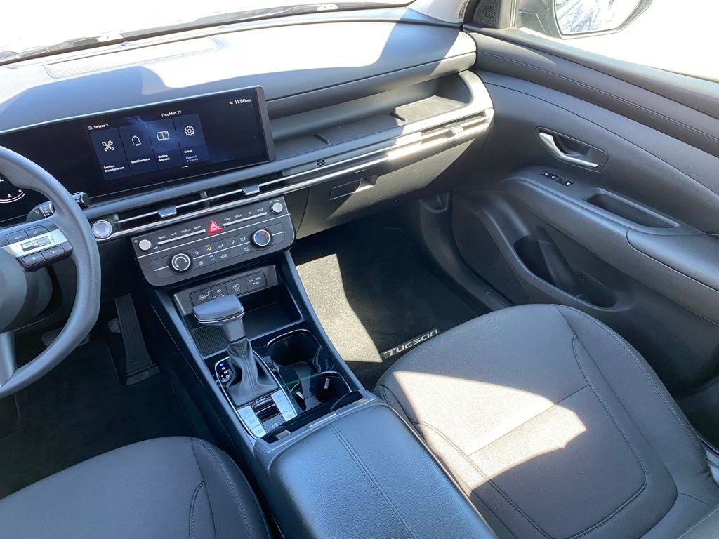 2025 Hyundai TUCSON SE