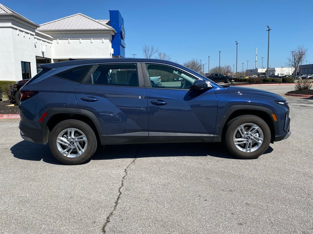 2025 Hyundai TUCSON SE