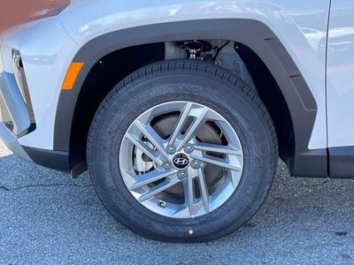 2025 Hyundai TUCSON SE AWD