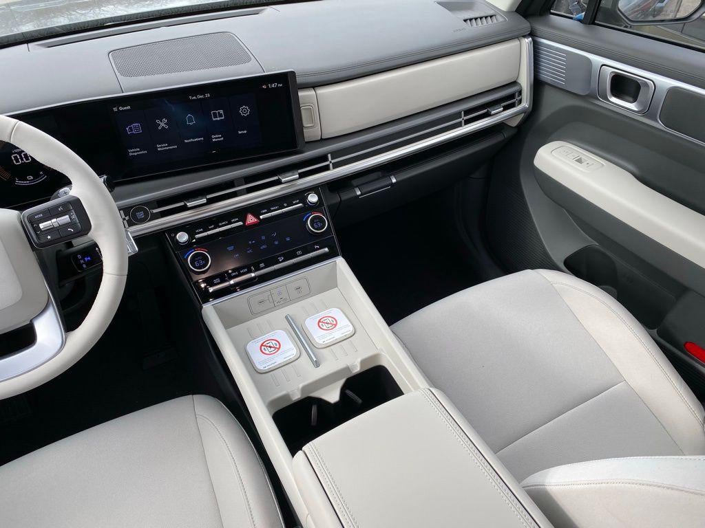 2026 Hyundai SANTA FE HYBRID SE