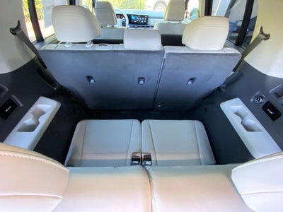 2027 Hyundai SANTA FE HYBRID SEL