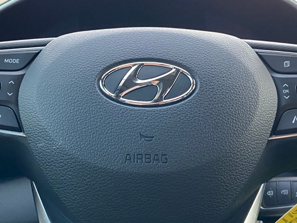 2022 Hyundai SANTA FE SE