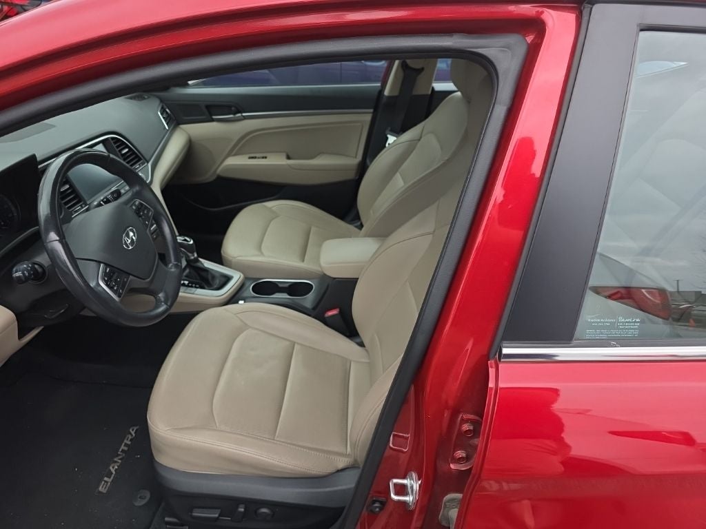 2017 Hyundai ELANTRA Limited DIAMOND IN THE ROUGH