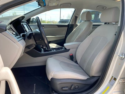 2019 Hyundai SONATA SEL