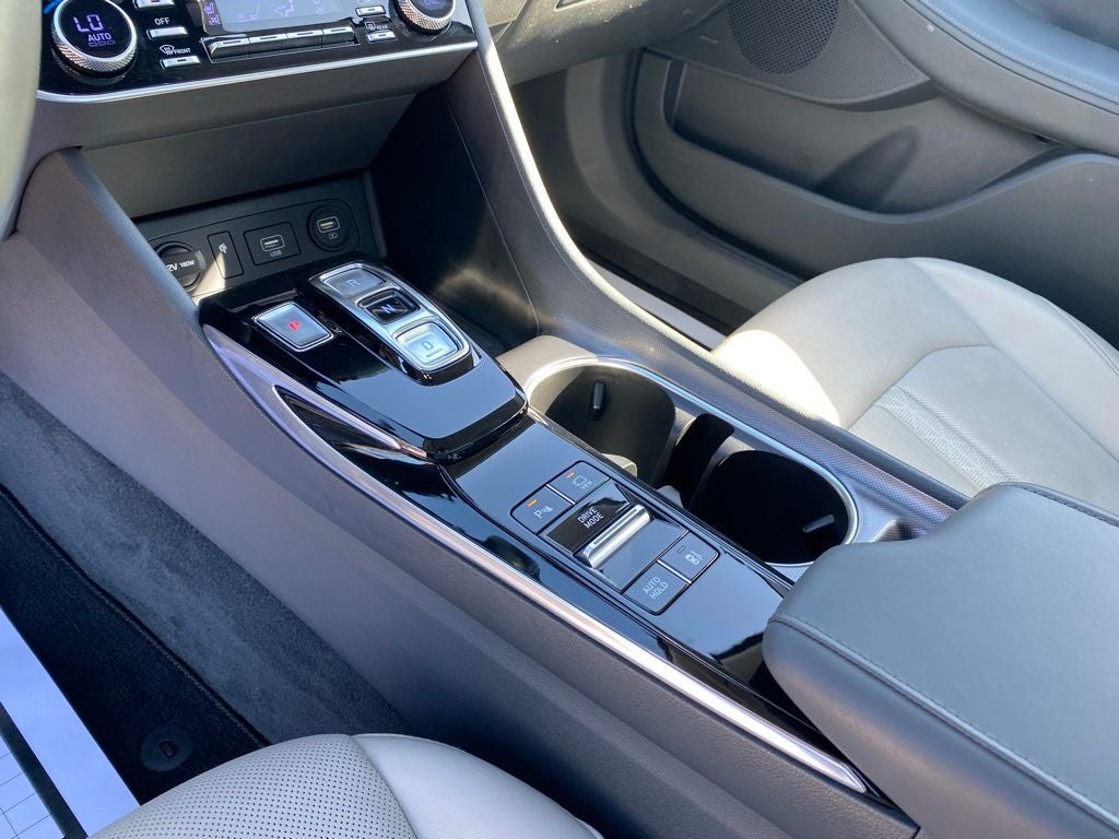 2020 Hyundai SONATA Limited