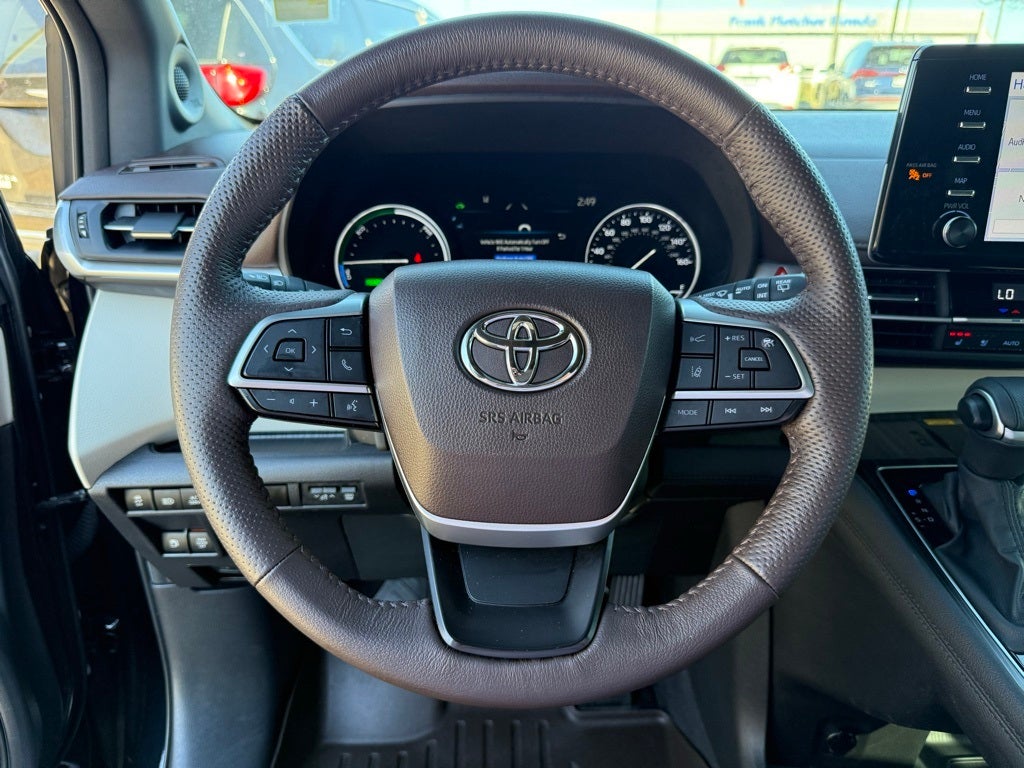 2024 Toyota Sienna Platinum 7 Passenger