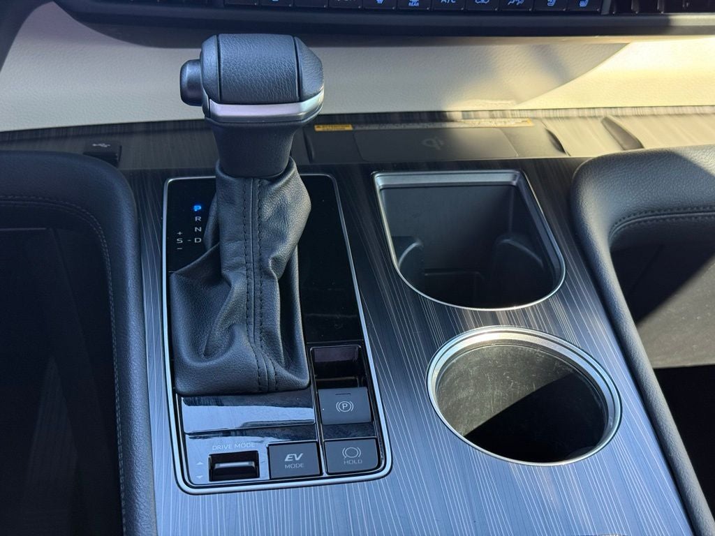 2024 Toyota Sienna Platinum 7 Passenger