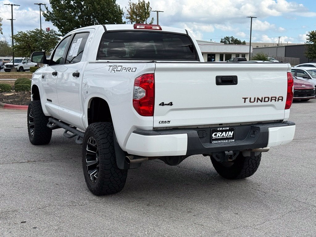 2017 Toyota Tundra TRD Pro - 4WD / 8" LIFT! / CLEAN CARFAX