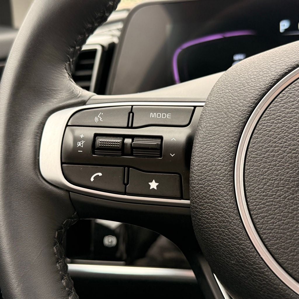 2025 Kia Sportage EX LOW MILEAGE