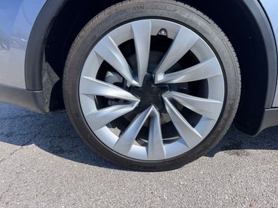 2026 Tesla Model Y Premium