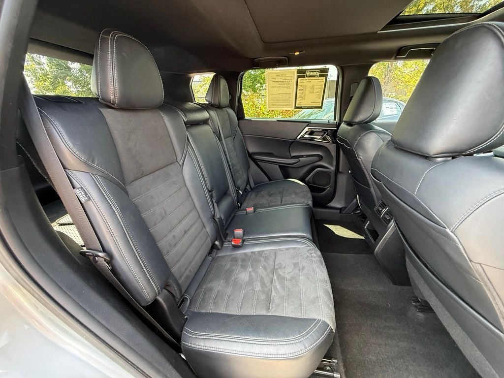 2022 Mitsubishi Outlander Black Edition