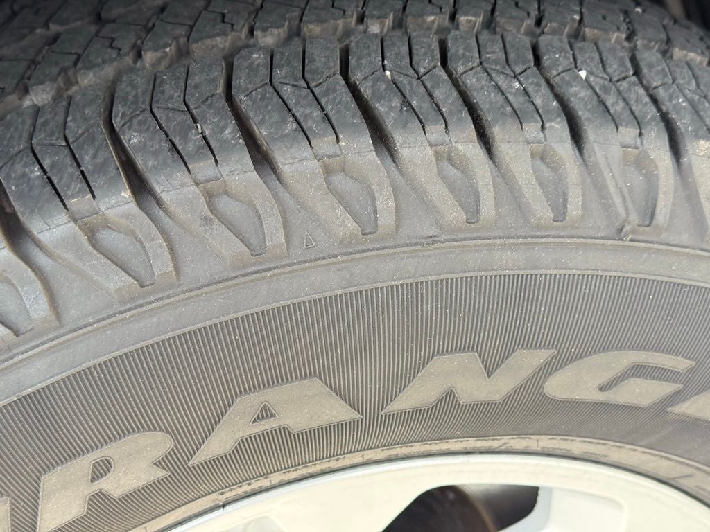 2023 Toyota 4Runner SR5 CARPLAY