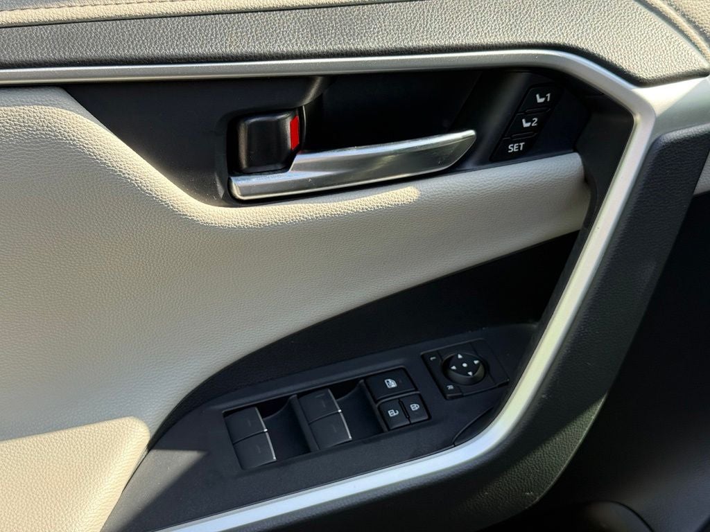 2022 Toyota RAV4 Hybrid Limited