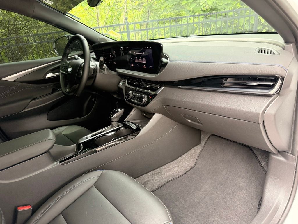 2026 Buick Envista Sport Touring ONE OWNER CLEAN CARFAX