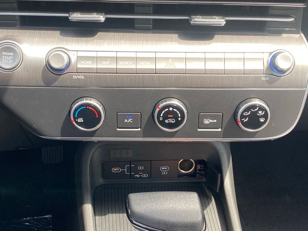 2027 Hyundai KONA SE