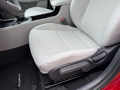 2026 Hyundai KONA SE FWD