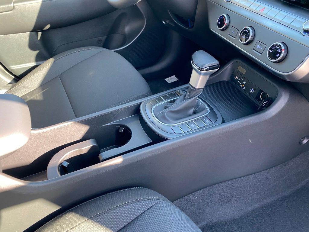 2026 Hyundai KONA SE FWD