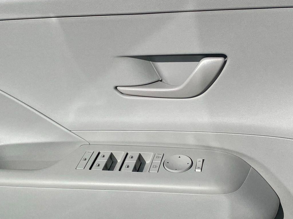 2026 Hyundai KONA SE AWD