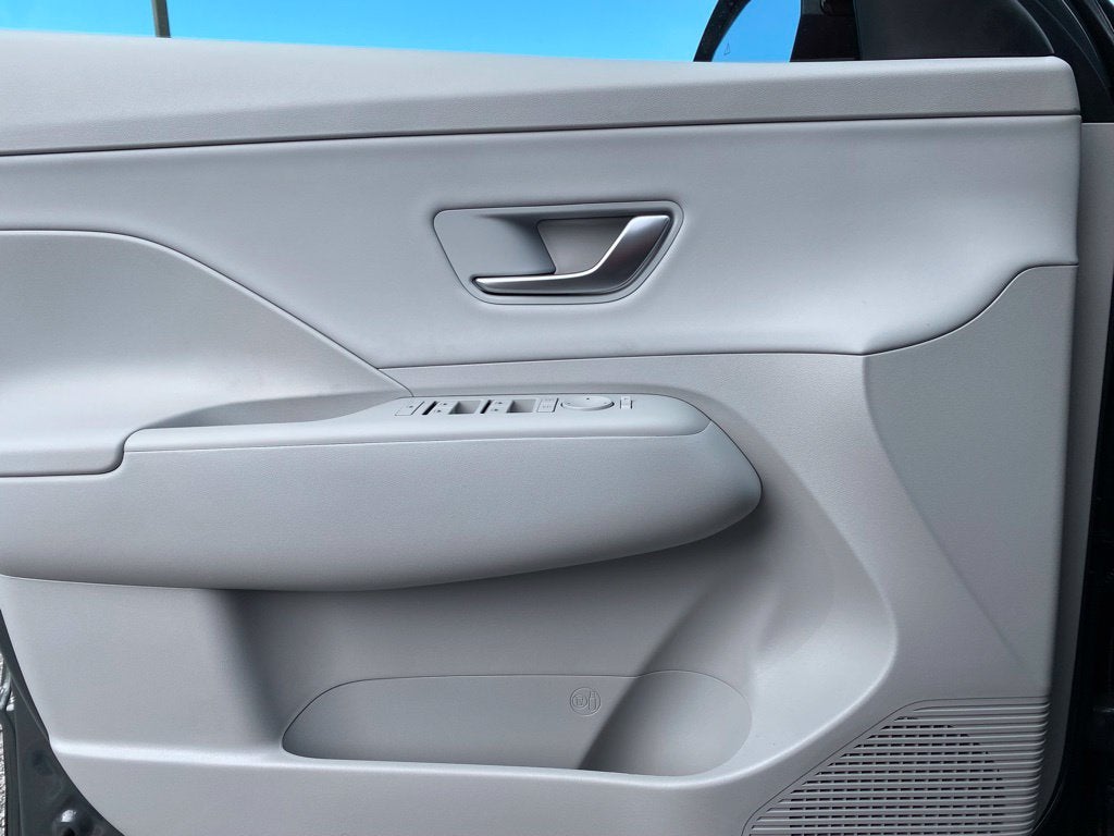 2027 Hyundai KONA SEL Premium