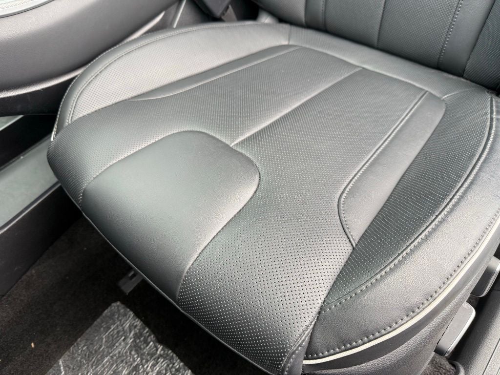 2025 Hyundai PALISADE SEL Premium 7 Passenger