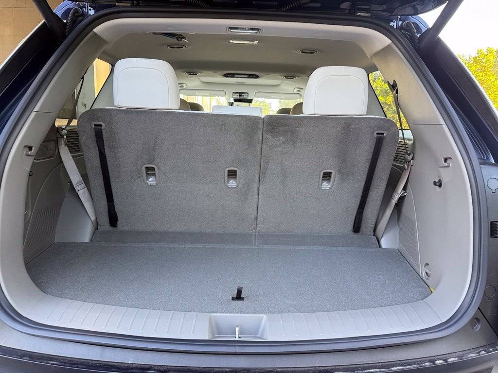 2027 Hyundai PALISADE HYBRID SEL Premium 7 Passenger
