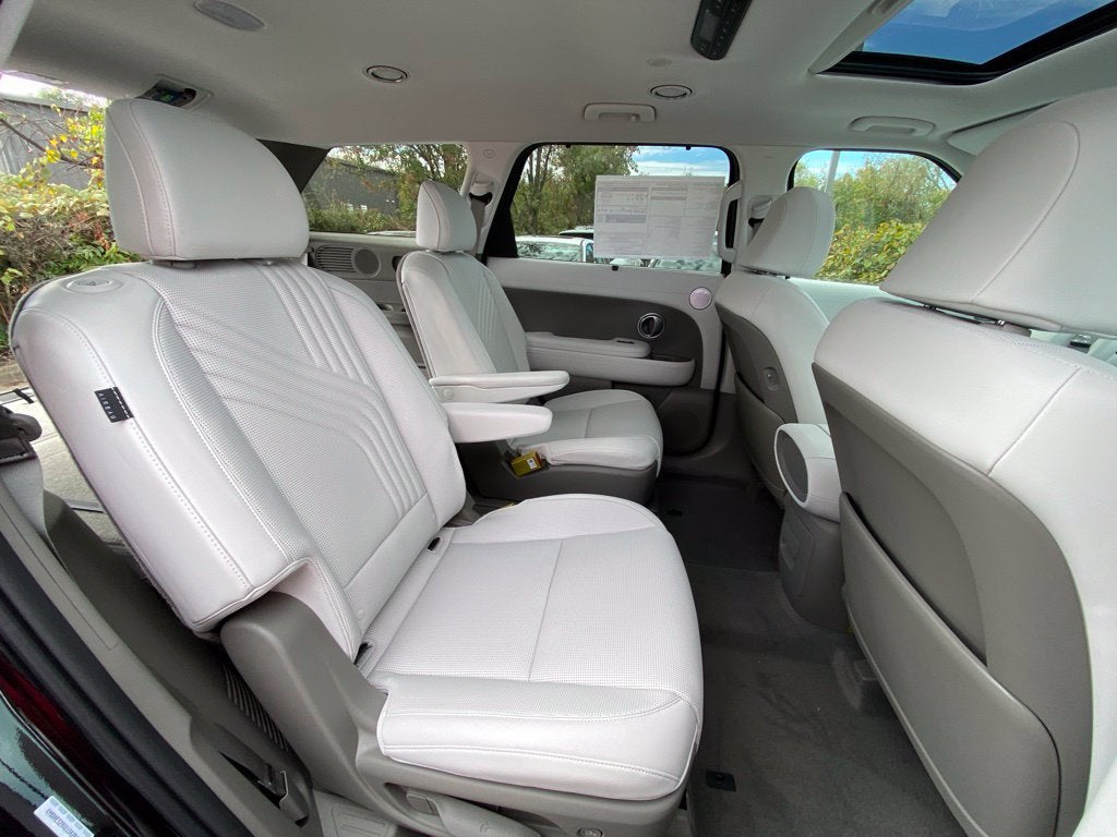 2027 Hyundai PALISADE SEL Premium 7 Passenger