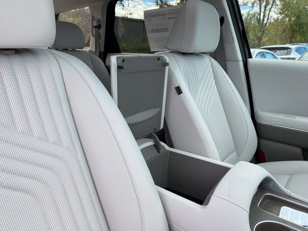 2027 Hyundai PALISADE SEL Premium 7 Passenger