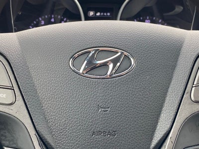 2017 Hyundai SANTA FE SE