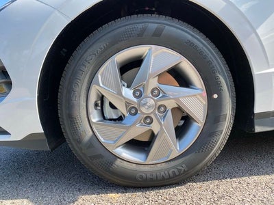 2025 Hyundai SONATA SE