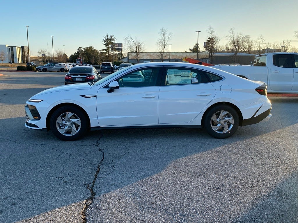 2026 Hyundai SONATA SE