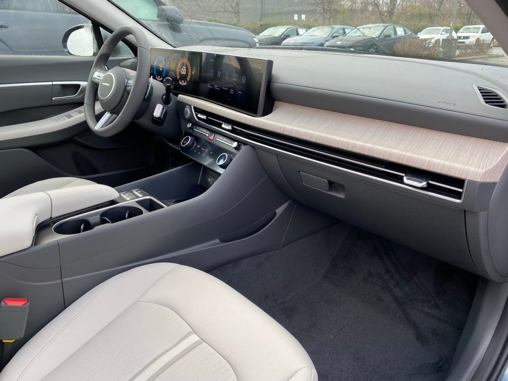 2026 Hyundai SONATA HYBRID SEL