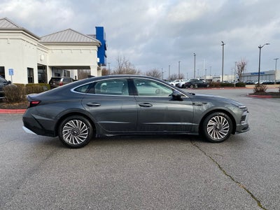 2026 Hyundai SONATA HYBRID SEL