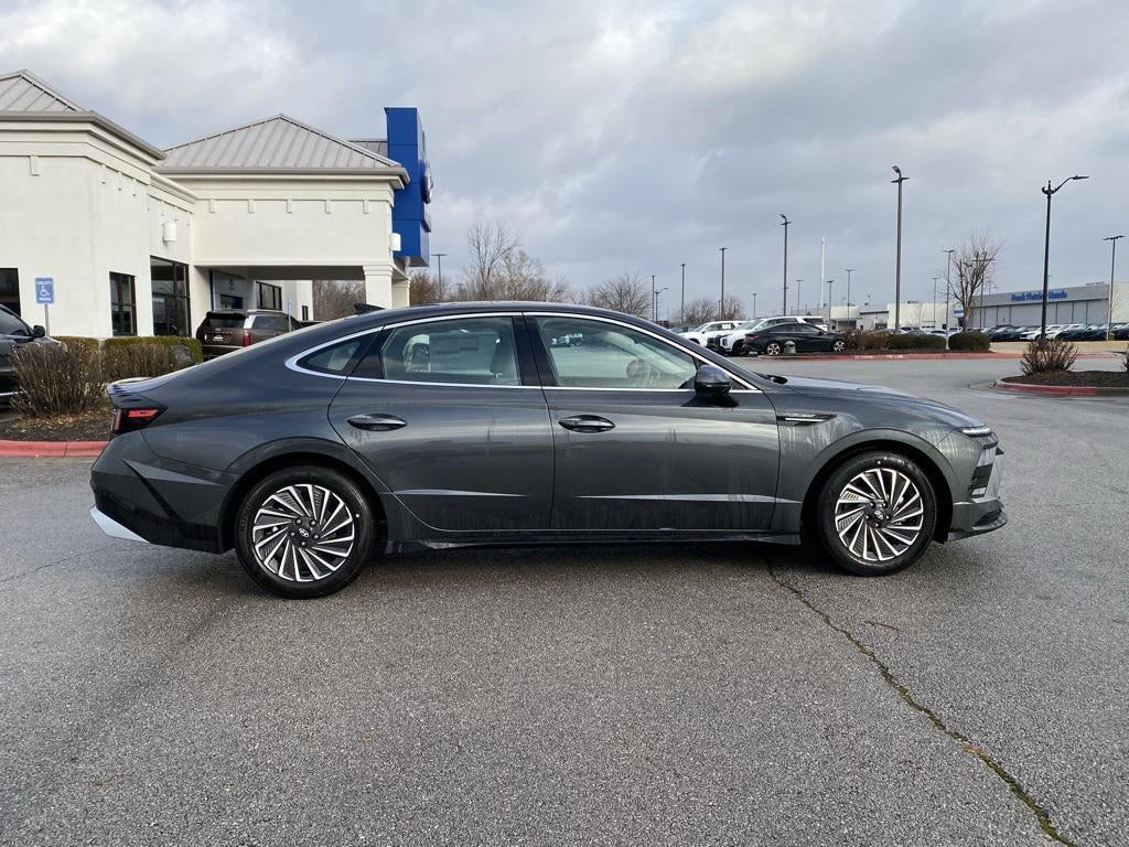 2026 Hyundai SONATA HYBRID SEL