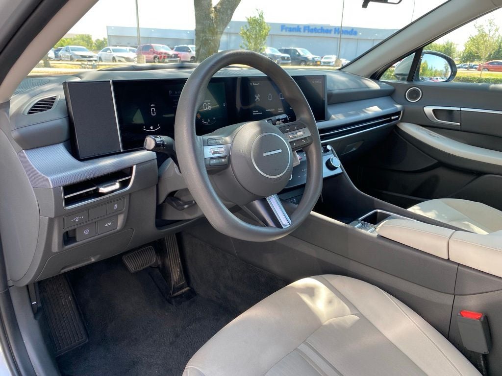2025 Hyundai SONATA SEL