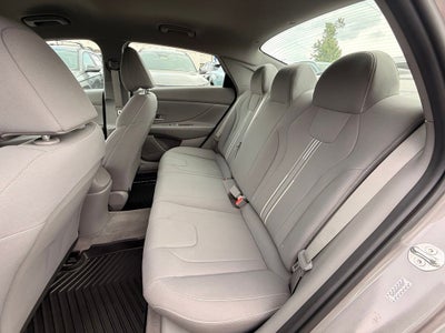 2023 Hyundai ELANTRA SEL Fluid Metal