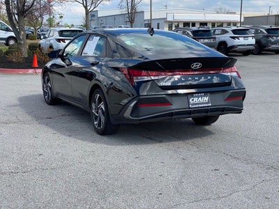 2025 Hyundai ELANTRA SEL Sport