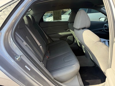 2024 Hyundai ELANTRA SEL ONE OWNER CAR FAX