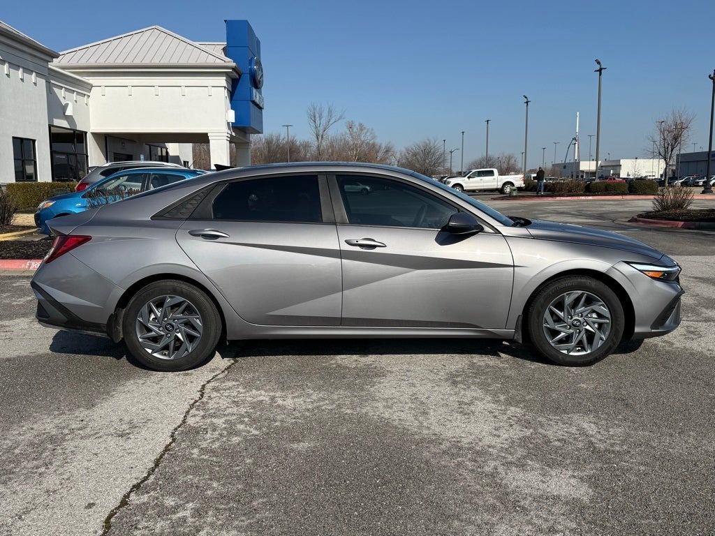 2024 Hyundai ELANTRA SEL ONE OWNER CAR FAX
