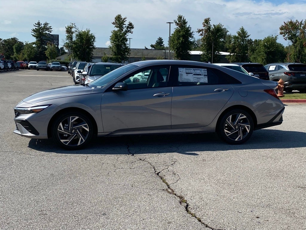 2025 Hyundai ELANTRA HYBRID SEL Sport