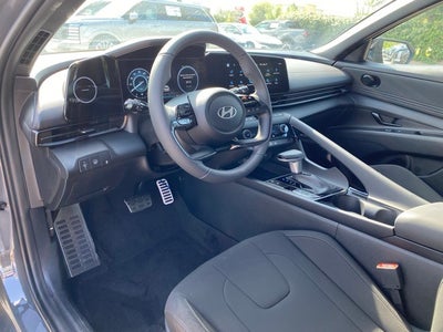 2025 Hyundai ELANTRA HYBRID SEL Sport