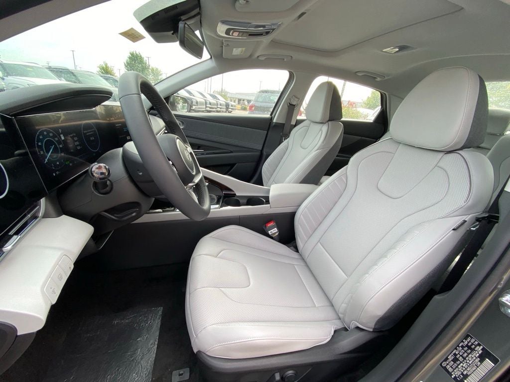 2026 Hyundai ELANTRA HYBRID Limited
