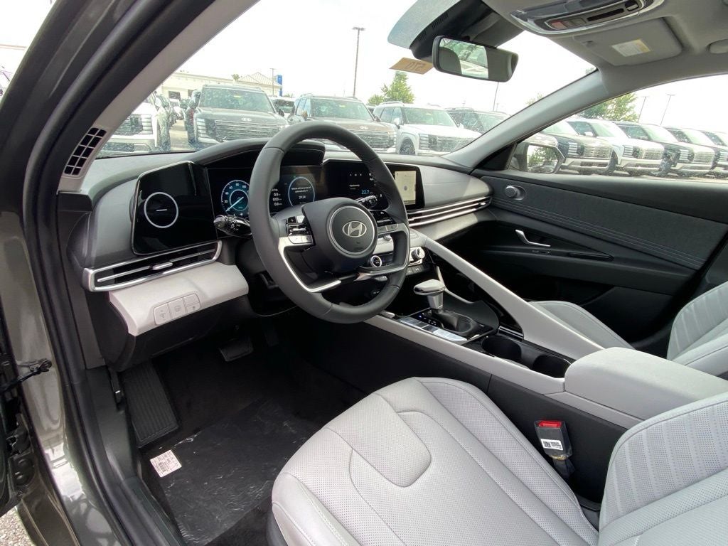 2026 Hyundai ELANTRA HYBRID Limited