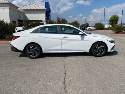 2026 Hyundai ELANTRA Limited