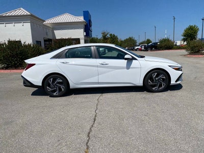 2026 Hyundai ELANTRA Limited